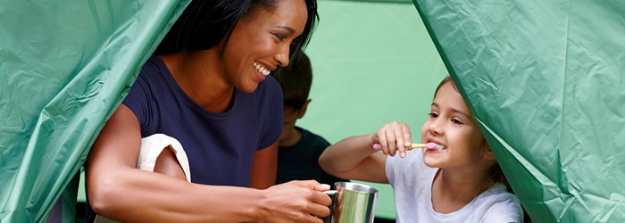 What to pack for a camping trip - oral health